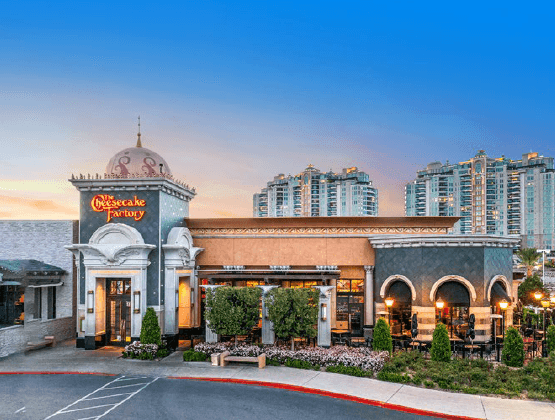 Dining & Entertainment